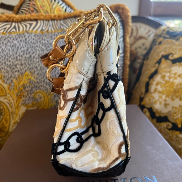 Louis Vuitton Limited Edition White Charms Velvet Chains Mini Linda ~Mar… - Picture 3 of 12